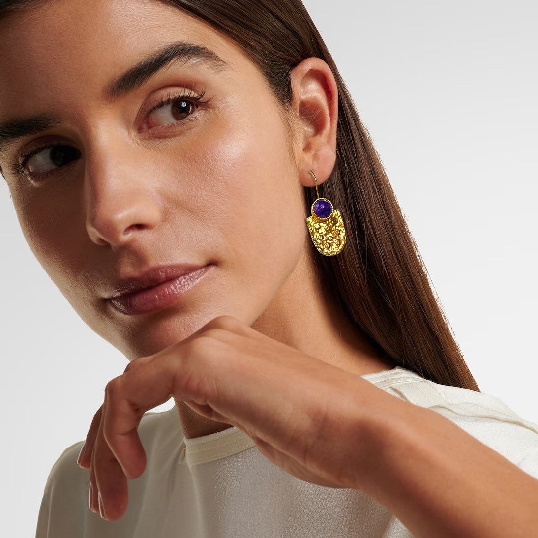 best earrings for women over 50 - BOTE A MANO